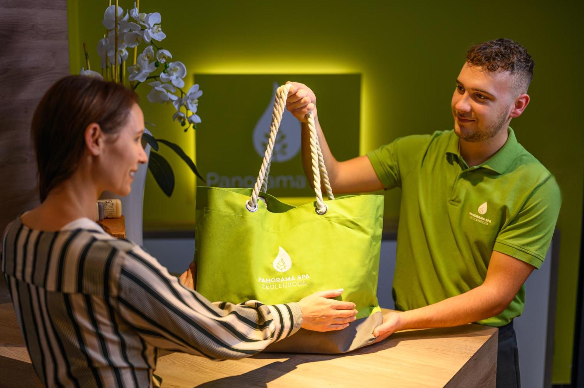 Bio-Seehotel Zeulenroda Bagian luar foto